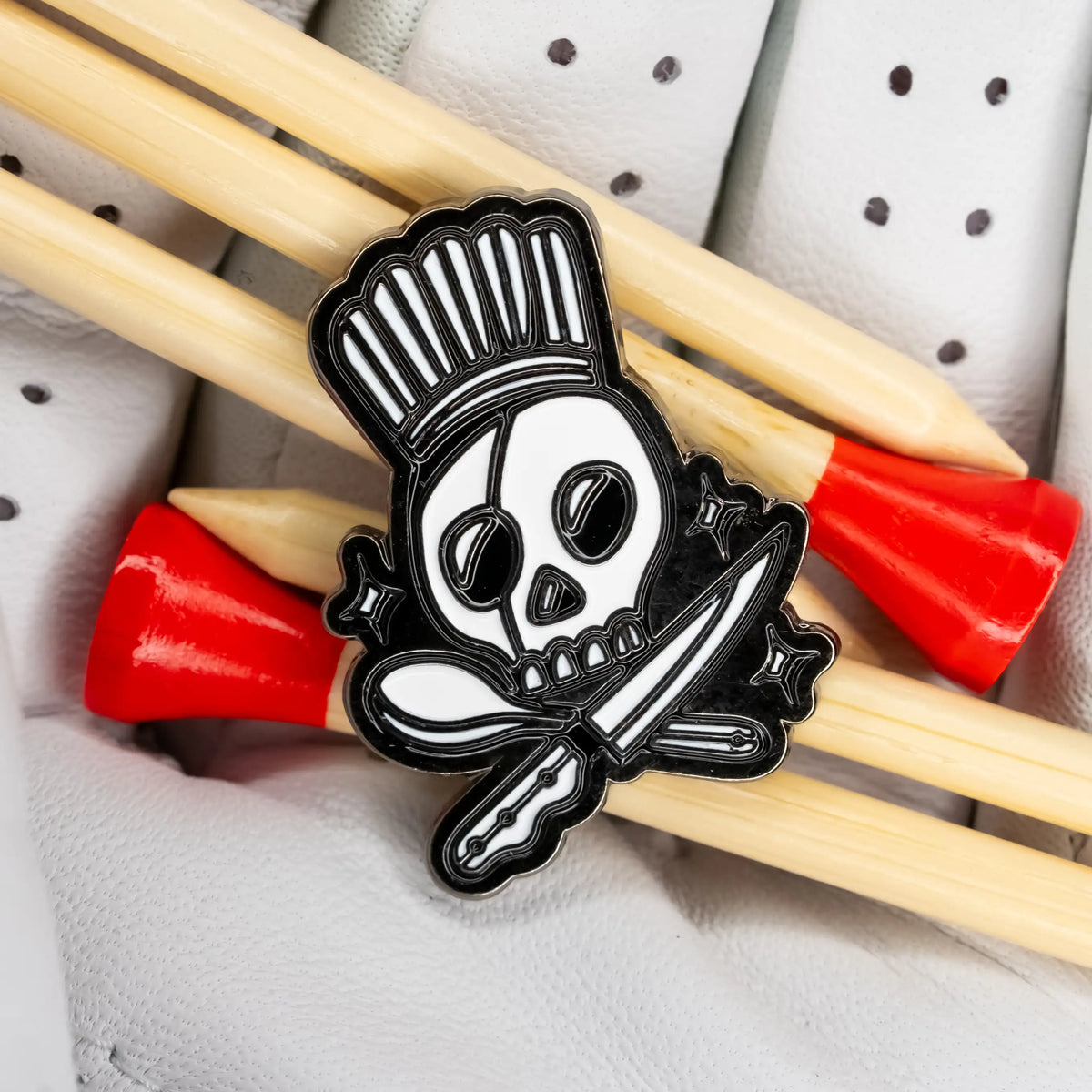 generous chef skull golf ball marker golf tees