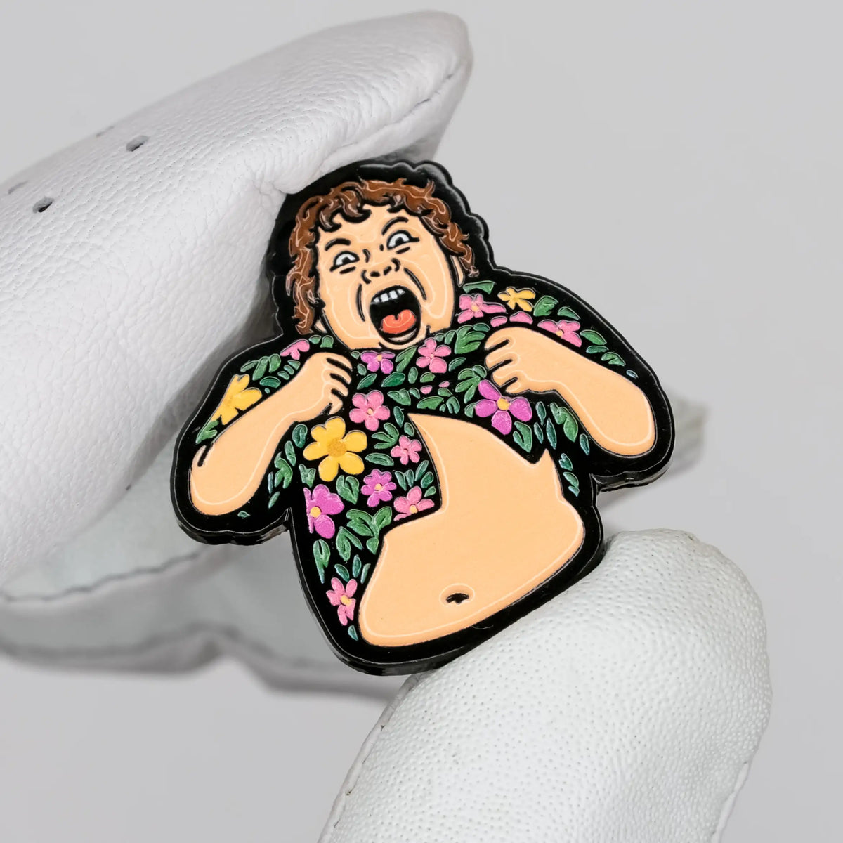 goonies chunk golf ball marker glove