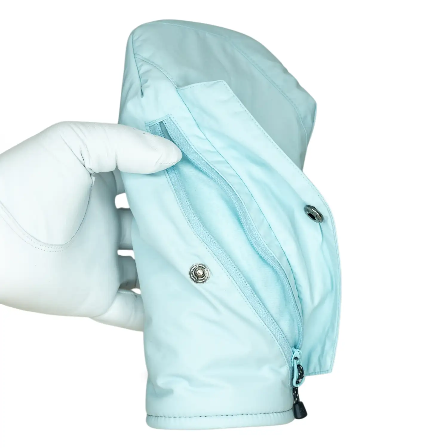 Blue Rain Jacket Pocket Wood Headcover zipper open